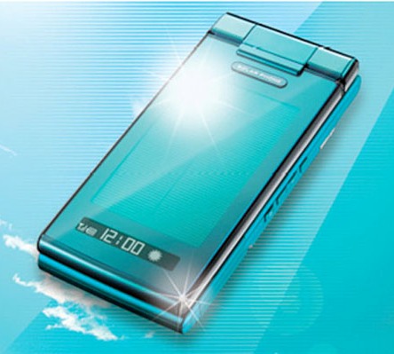 nuevo-telefono-solar-y-a-prueba-de-agua-de-sharp